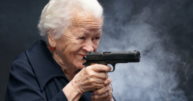 10 Cas bizarres de seniors tueurs